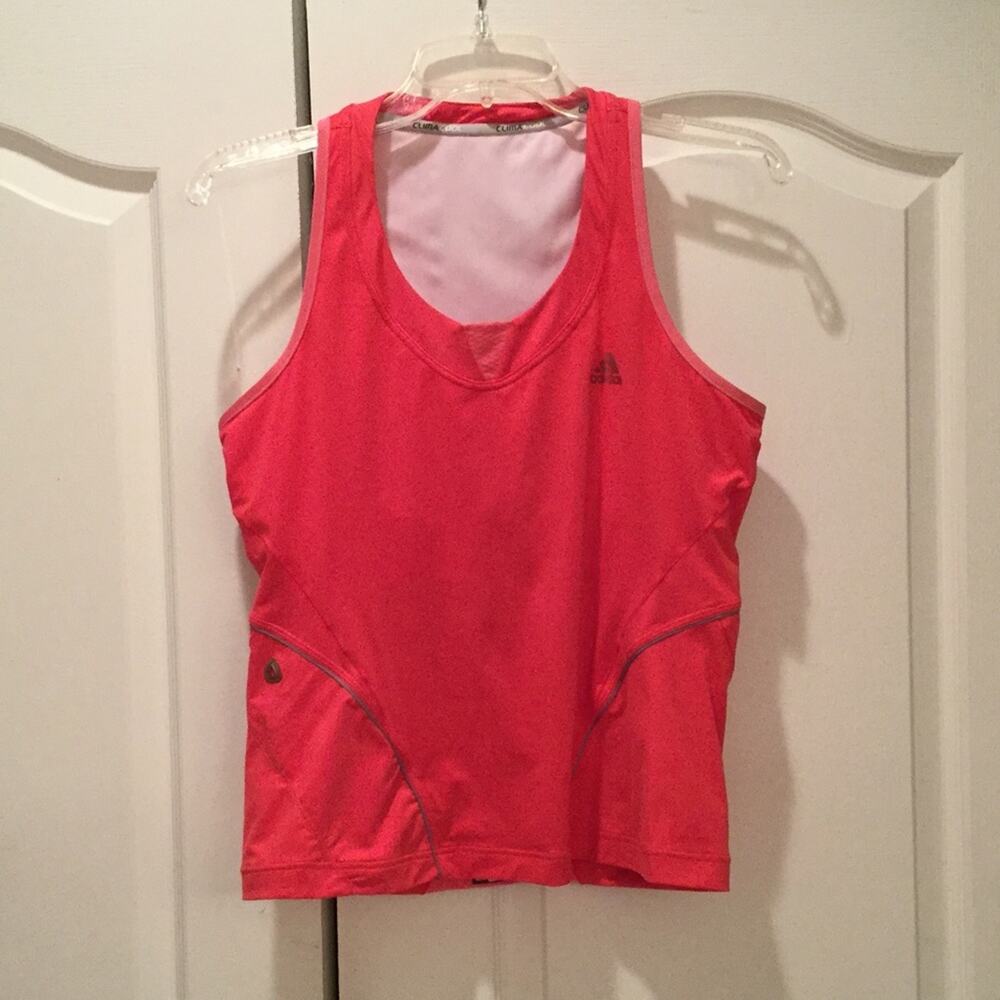 Adidas L melon pink workout top w/bra euc
